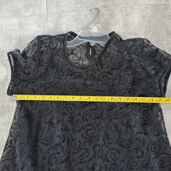 *LIKE NEW* Rich Black Short-Sleeved Shift Dress w/ Glittery Scroll Pattern - L - Picture 9 of 9